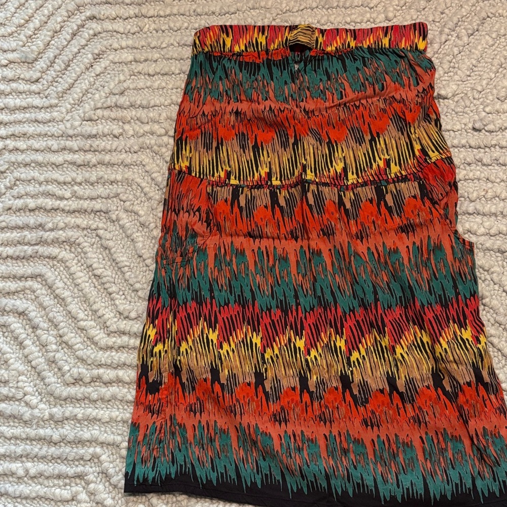 Vibrant Multicolor Women's Skirt With Pocket